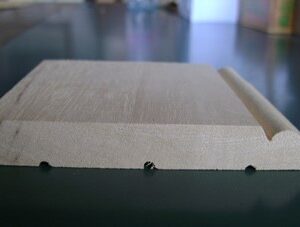 Battiscopa in legno grezzo – AYOUS  MISURE: – cm 10 x 1,5